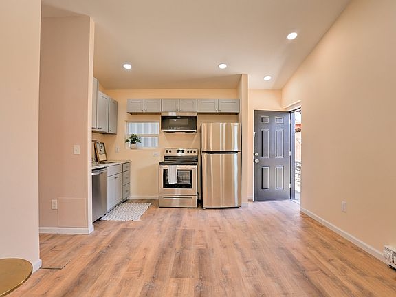 4th image of 3235 N Gaylord St