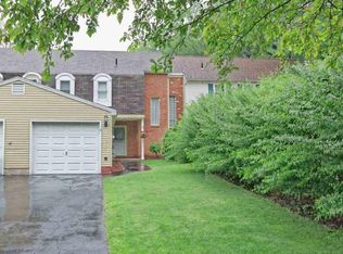 4 E Haystack Rd, Clifton Park, NY 12065