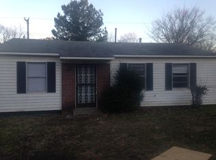 4504 Suncrest Dr, Memphis, TN 38127