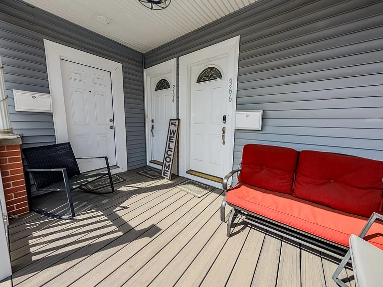366 Academy Ave #1 — Photo 3