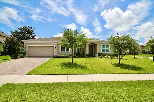 1073 Cavan Dr Photo 1