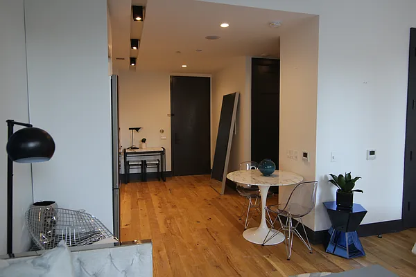 Rented by The KCI Group | media 20