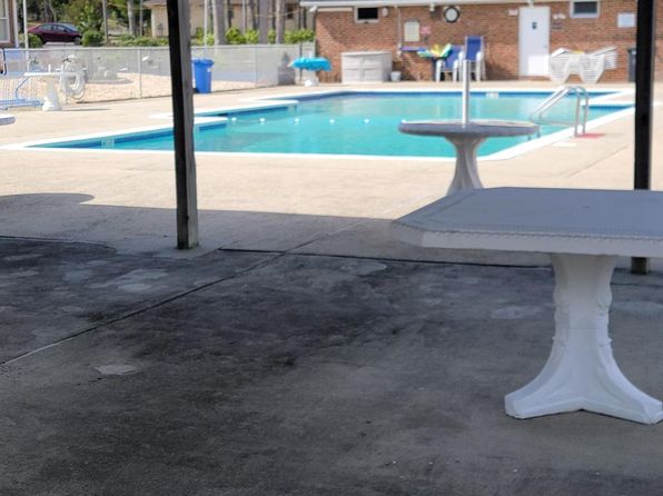 11B Walnut Rd, Manahawkin, NJ 08050