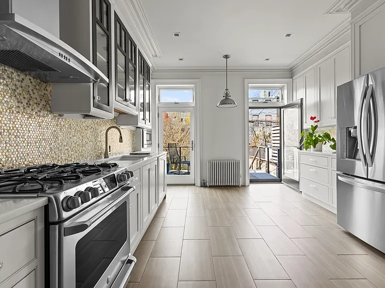 50 Wyckoff St #2 — Photo 1