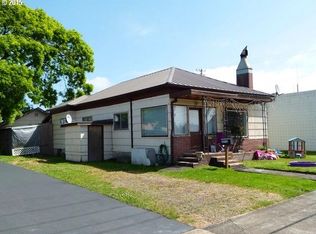 2212 4th St, Tillamook, OR 97141