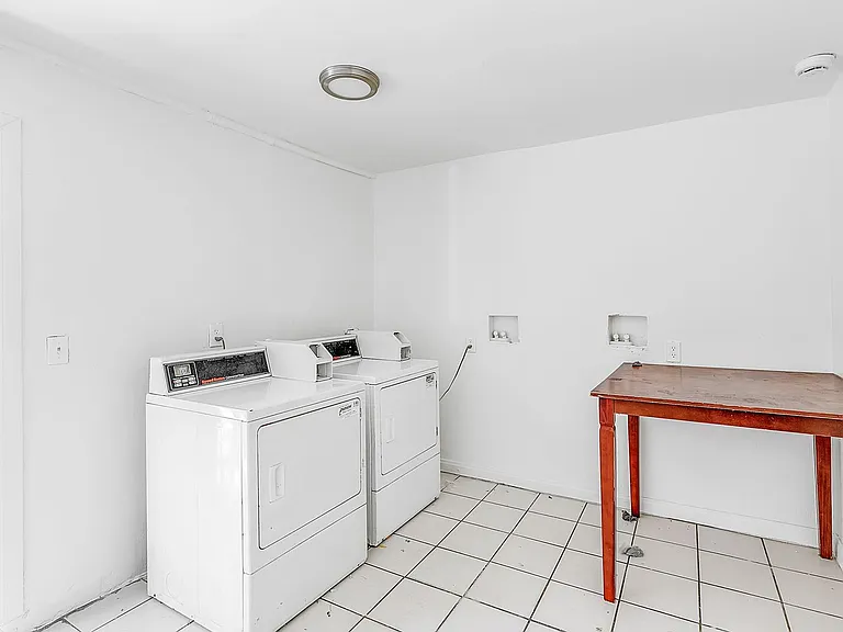 3318 Drew Street — Photo 16