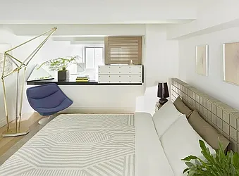 Rented by LEVEN Real Estate