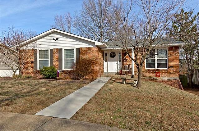 1st image of 2717 Chalet Hill Dr
