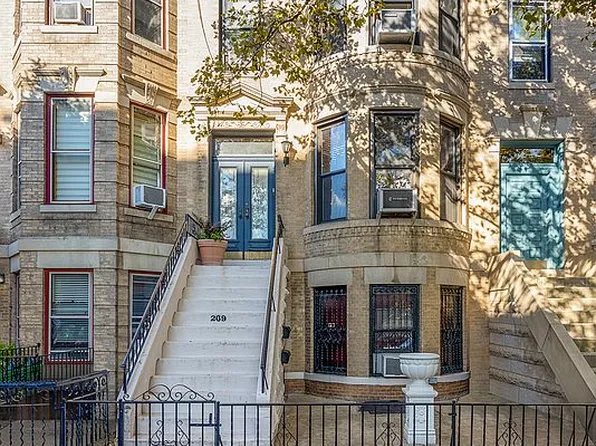 269 Windsor Pl, Brooklyn, NY 11218