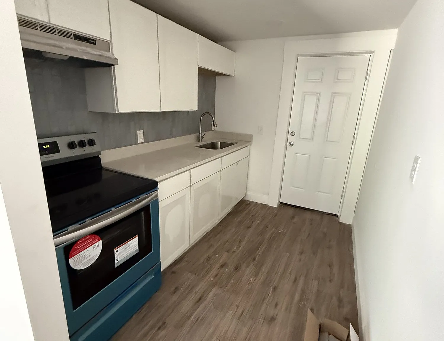 2 bed, 550 sqft, $1,000 — Photo 4