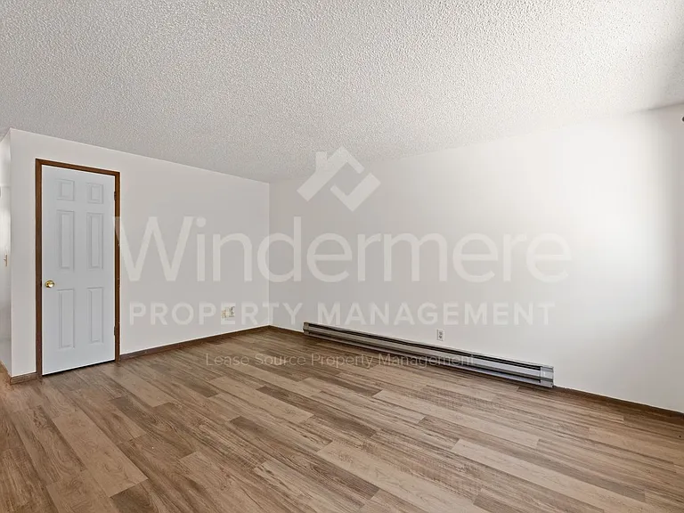 816 W Cleveland Ave — Photo 4