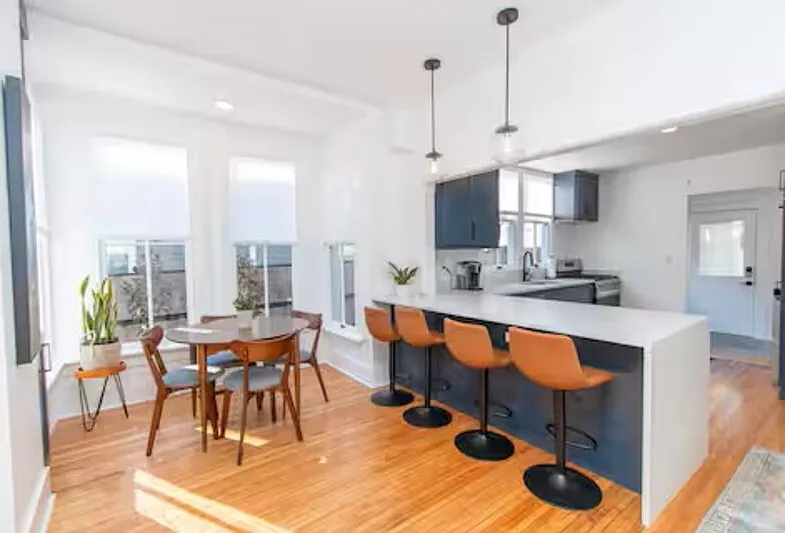 4 bed, 2.0 bath, 1920 sqft, $4,200 — Photo 1