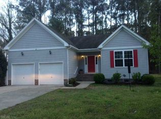 40 Willow Rd, Hampton, VA 23664