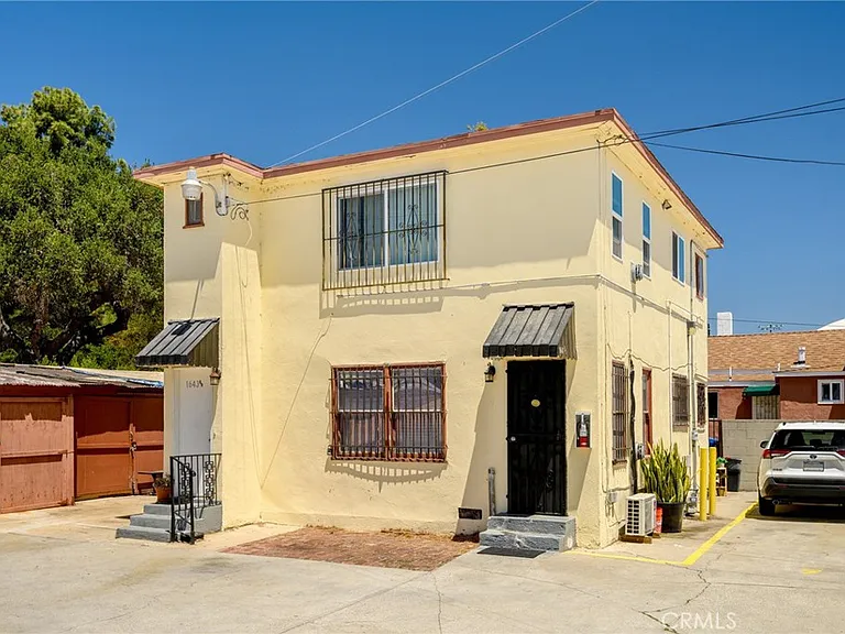 1643 S Catalina St #1/4 — Photo 2