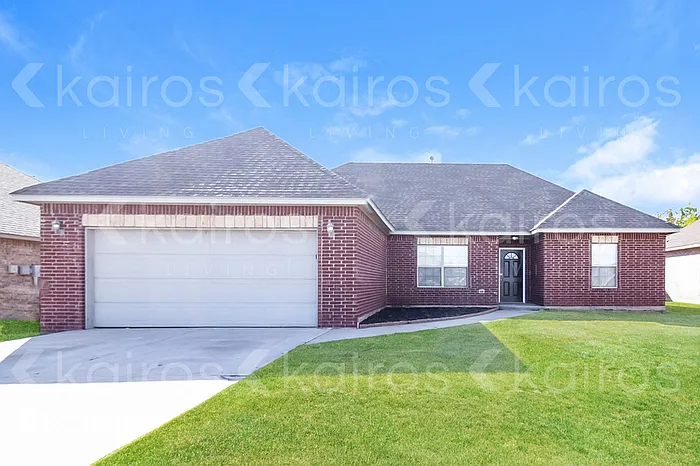 4 bed, 2.0 bath, 1534 sqft, $1,825 — Photo 1