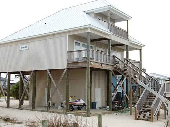 324 Quivira St, Dauphin Island, AL 36528
