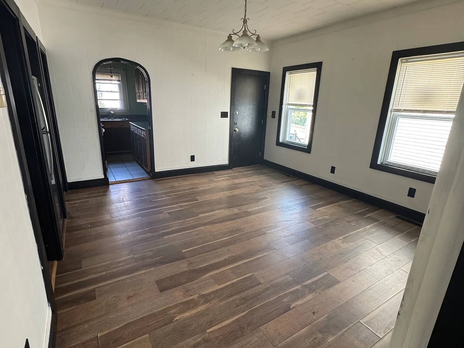 2 bed, $1,650 — Photo 2