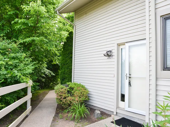 280 Brittany Farms Road APT F, New Britain, CT 06053