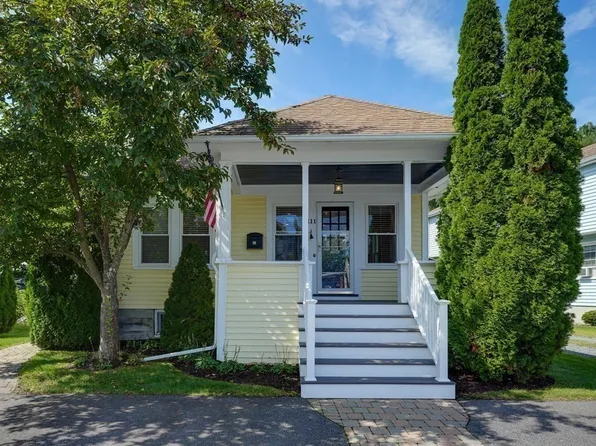 111 Tripp St, Framingham, MA 01702