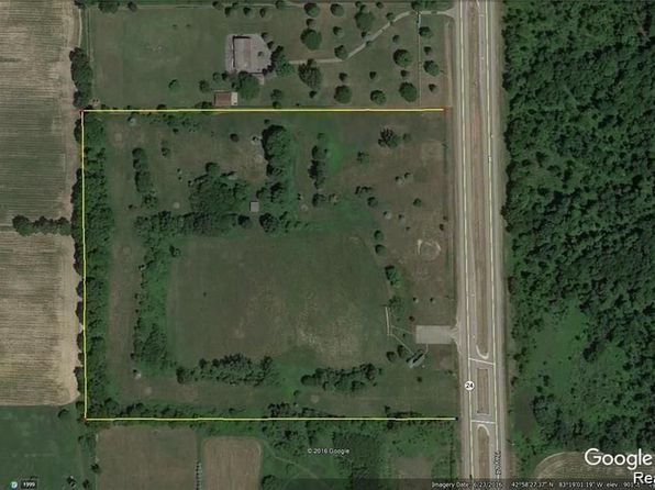 2960 S Lapeer Rd, Lapeer, MI 48446