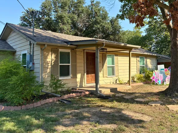 502 Oak St, Sanger, TX 76266