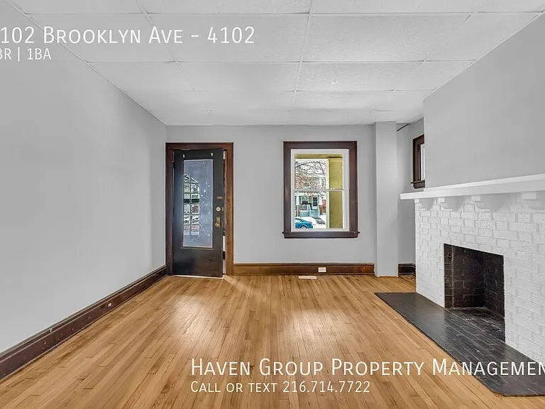 4102 Brooklyn Ave #4102 — Photo 4