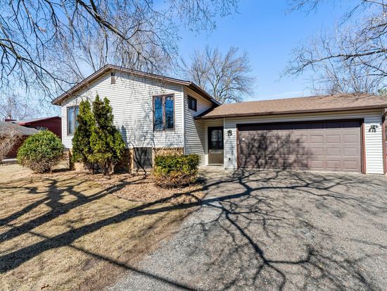 1332 79th Ave N, Brooklyn Park, MN 55444
