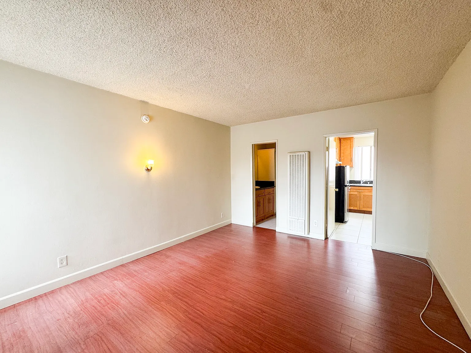 Studio, 350 sqft, $1,495 — Photo 2