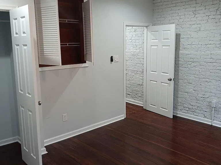 2628 E Harold St — Photo 12
