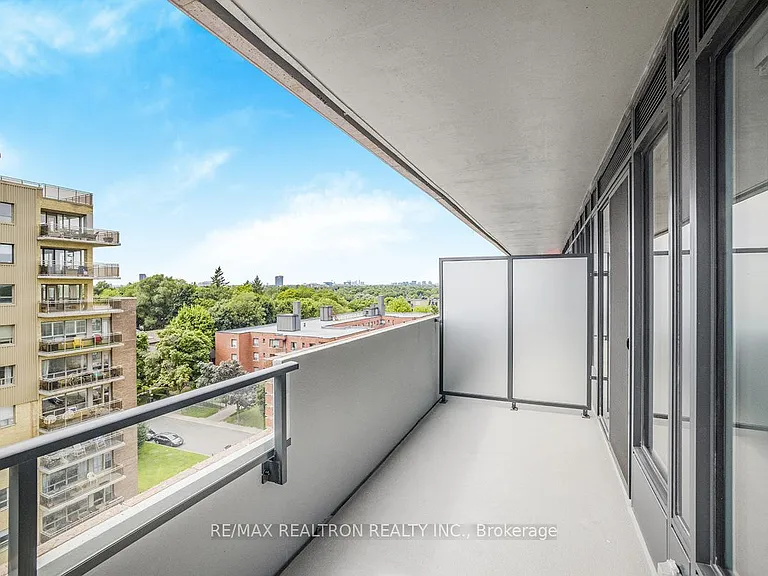 2525 Bathurst St #805 — Photo 11