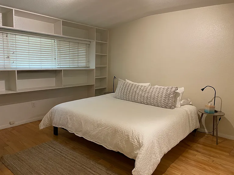 4135 Epanow Ave — Photo 7