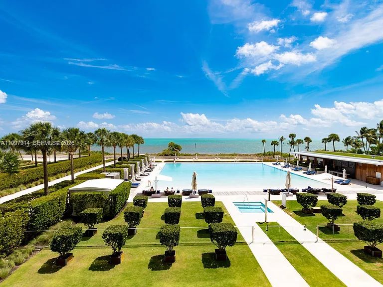 360 Ocean Dr #304S — Photo 33