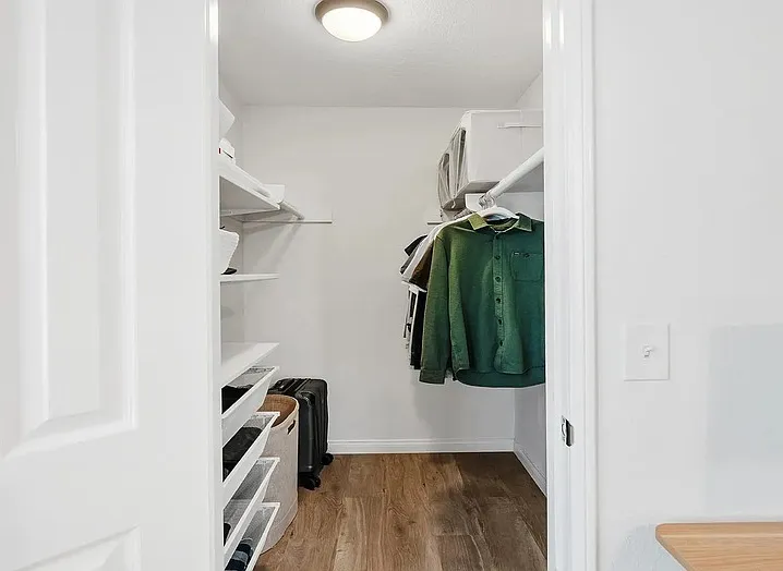 1 bed, 1.0 bath, 650 sqft, $2,350 — Photo 4