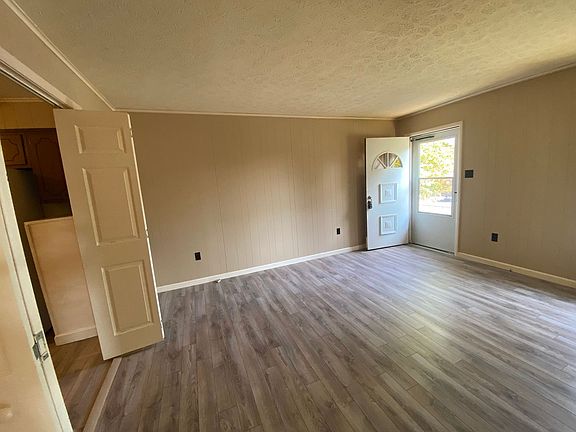 4th image of 1337 Holyoke St APT 1