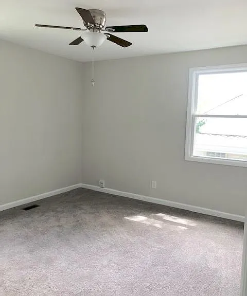 Front house - Bedroom 2