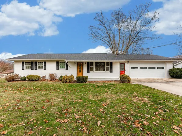64 Long St, Hambleton, WV 26269