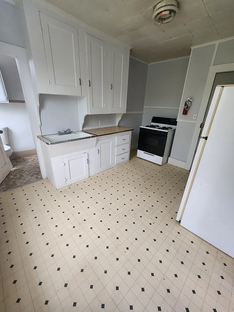 Building Photo - 52 Hampshire St #3