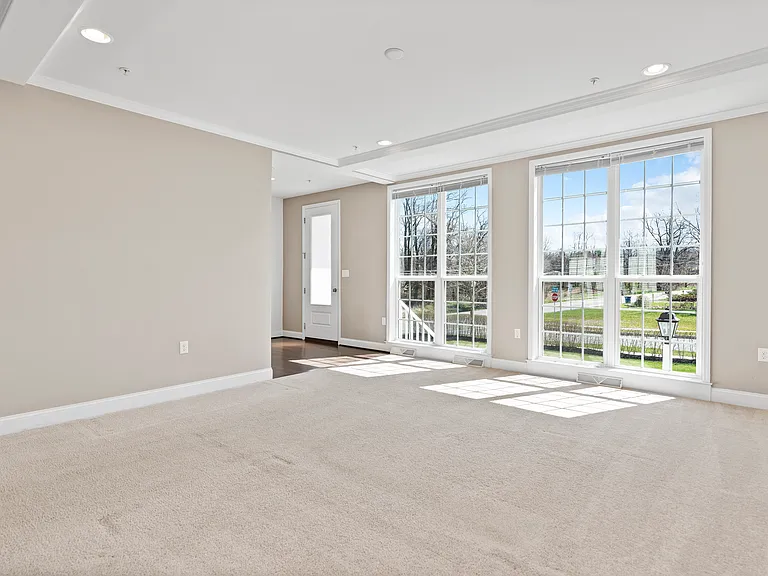 1414 Ann Ln — Photo 4