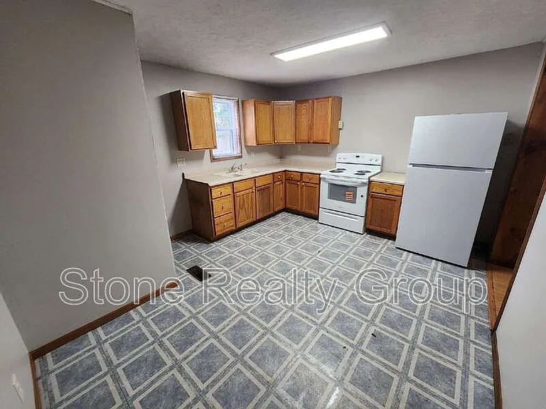 1416 8th Ave — Photo 4
