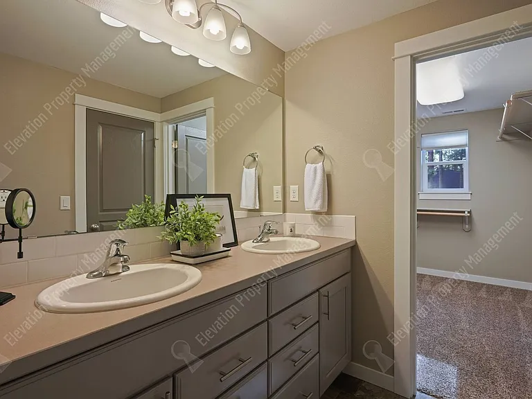 952 Timber Pine Dr — Photo 14