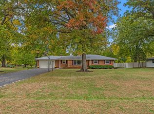 4904 E 70th St, Indianapolis, IN 46220