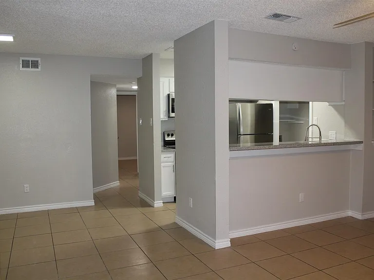 1122 Brenda Ln #A — Photo 2