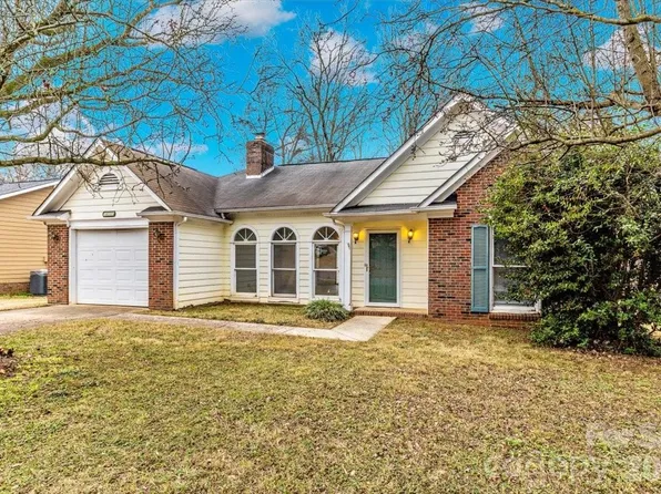 14806 Forest Mist Way, Charlotte, NC 28273