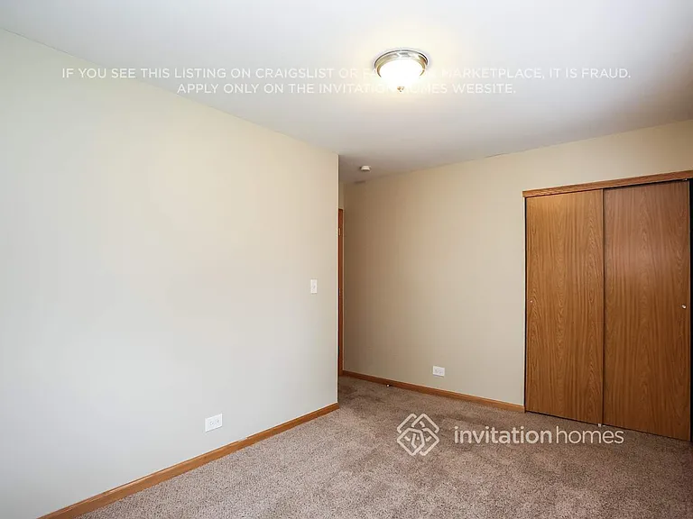 530 Norridge Ln — Photo 11