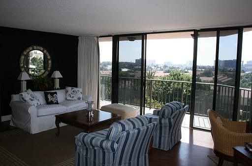 Home For Sale In Porta Bella