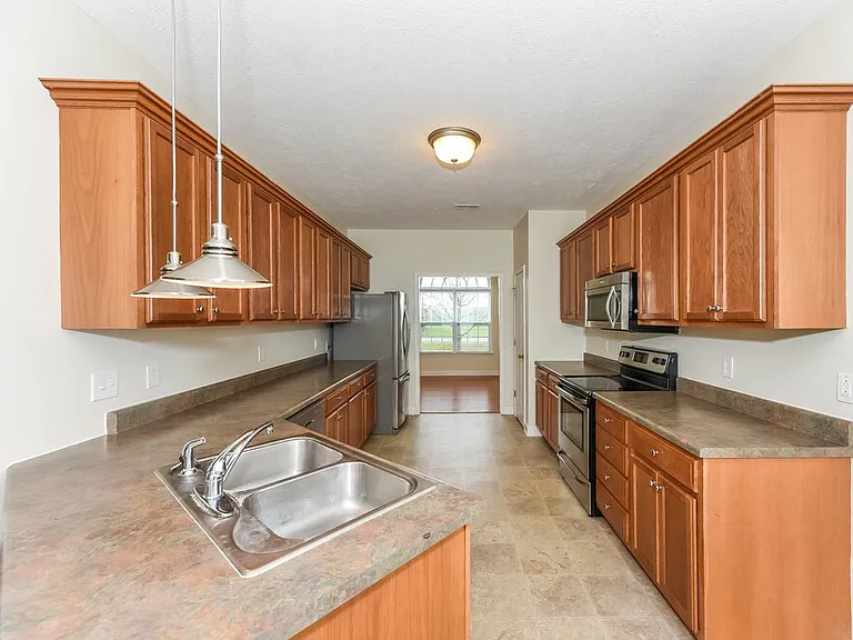 1448 Jeter Way — Photo 8