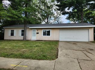 2402 E Washington St, Urbana, IL