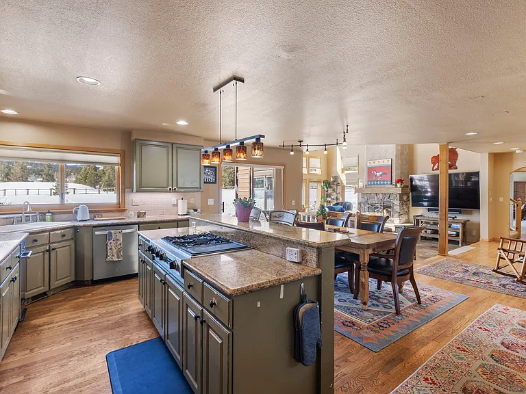 Open Kitchen/Breakfast Room/Great Room