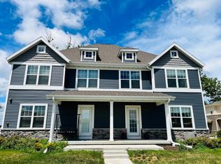 6042 Driscoll Dr, Madison, WI 53718