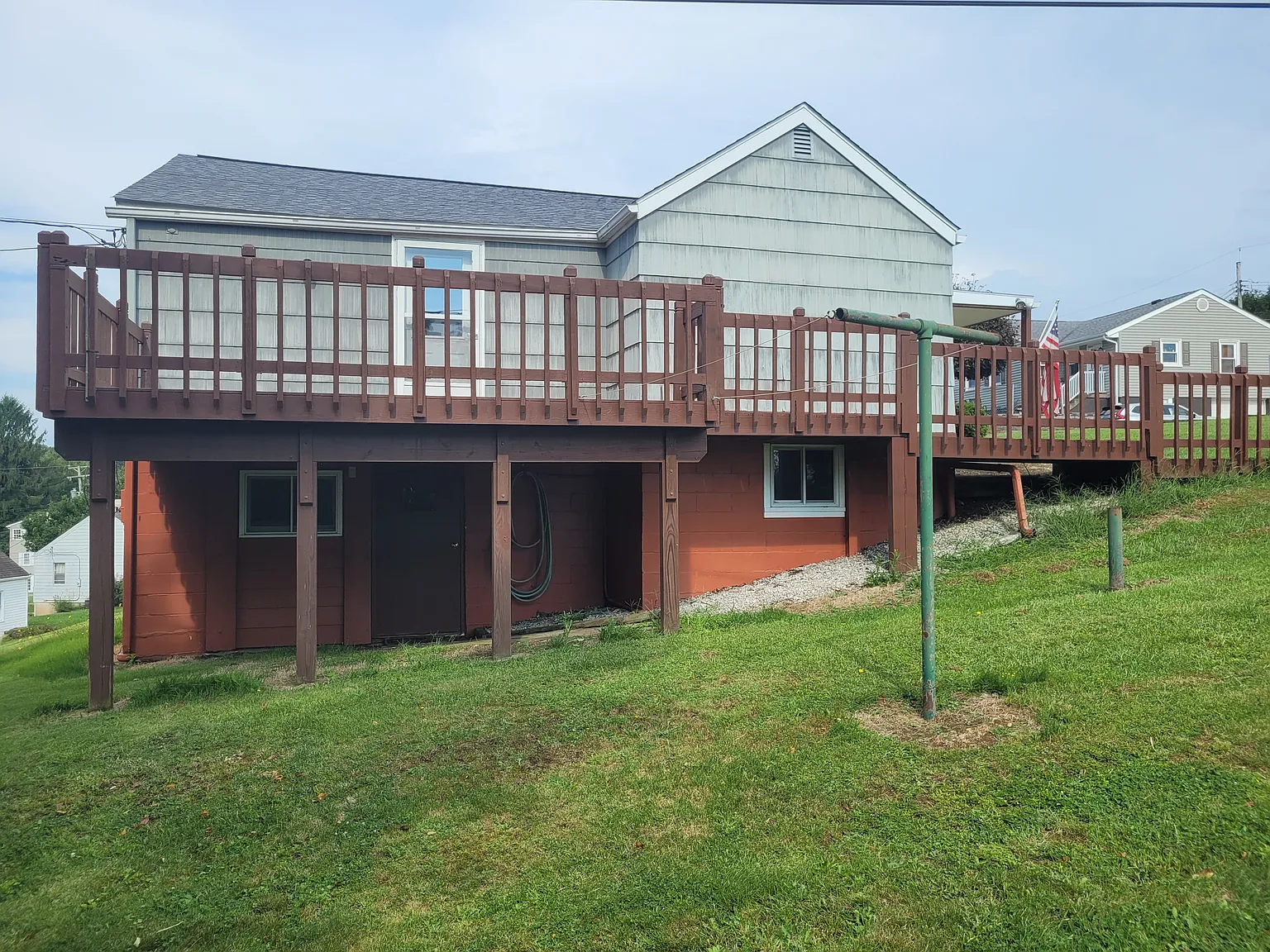3 bed, 844 sqft, $1,400 — Photo 4